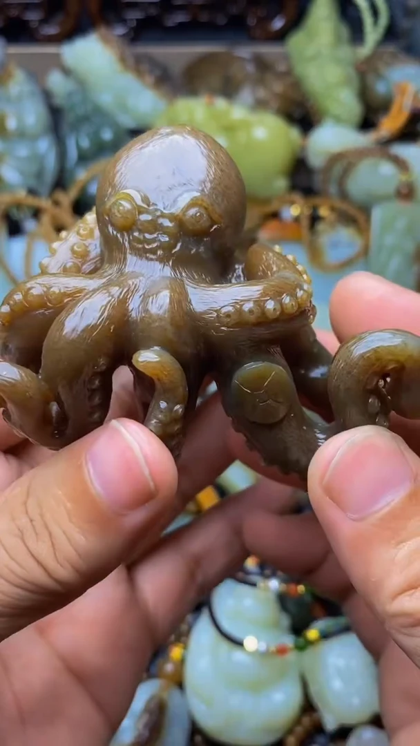未镶嵌和田玉摆件1