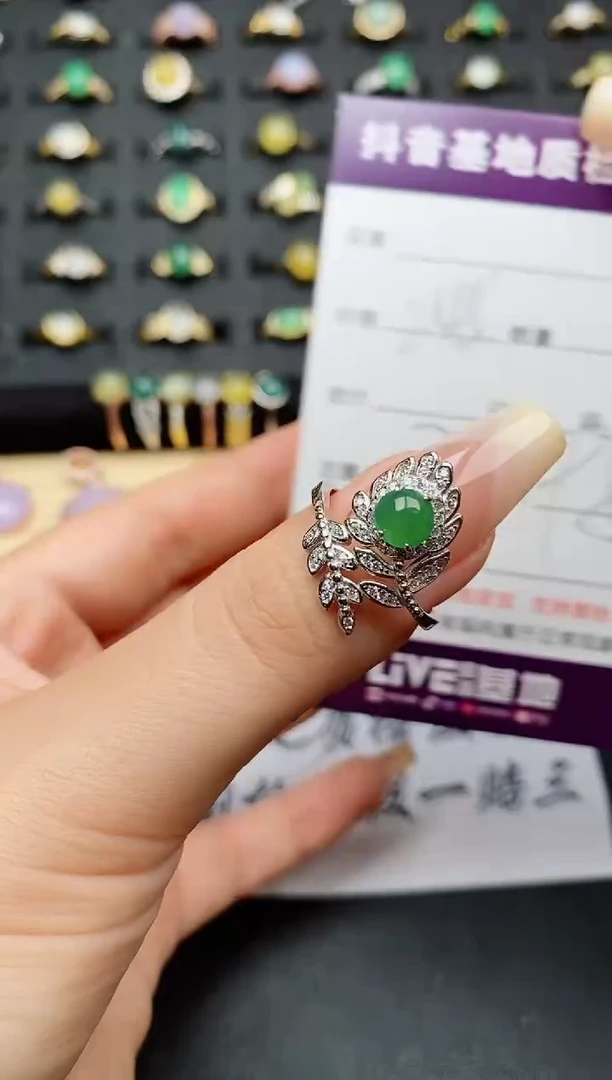 翡翠戒指银S925镶嵌............