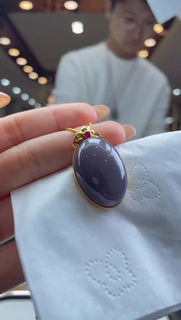 【闪购商品】定制和田玉18K金镶嵌天然和田玉拍一发一