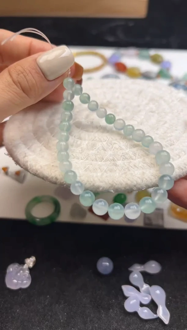 未镶嵌定制翡翠强推！18000+900晴绿手串-xsz028