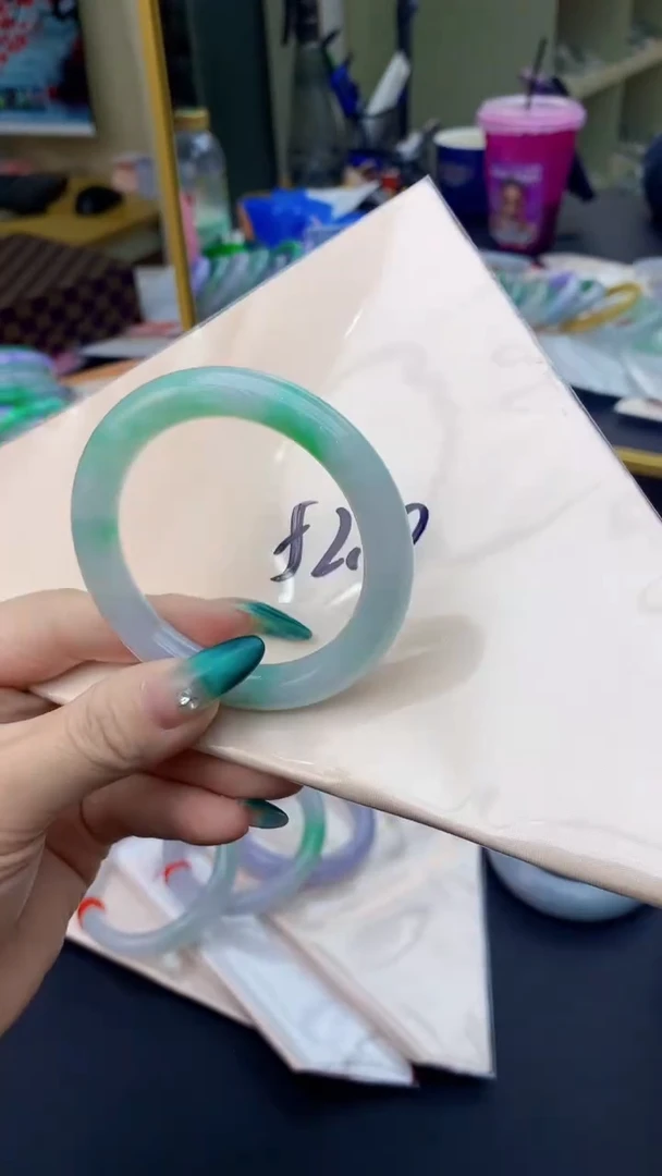 【闪购商品】翡翠手镯未镶嵌0867198529