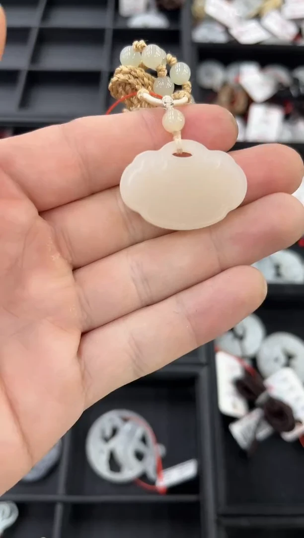 吊坠(不含链)未镶嵌和田玉青海藕粉 如意锁 多样性发一