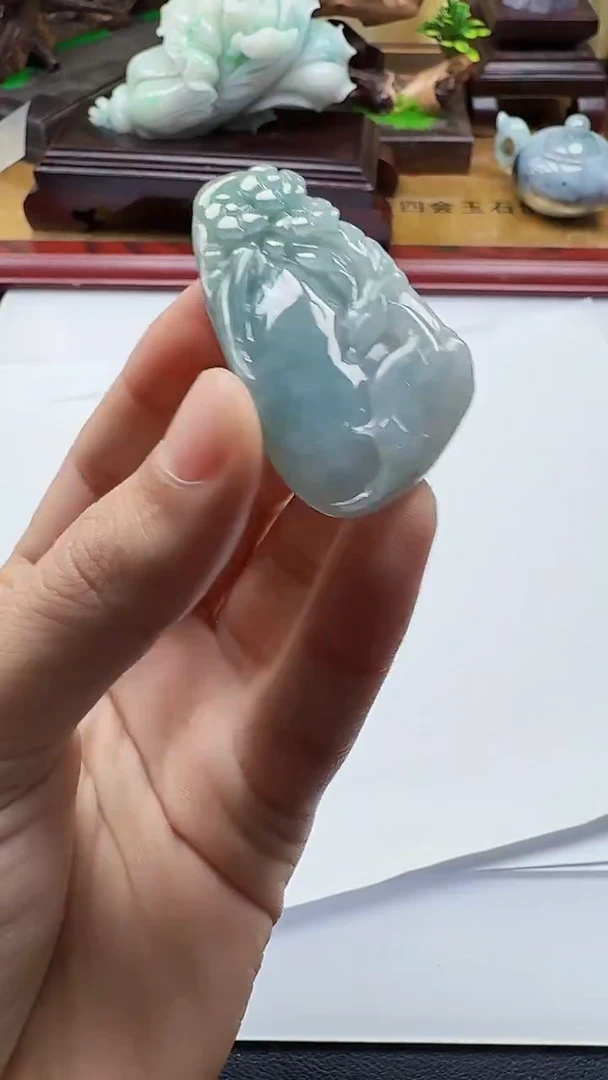 吊坠(不含链)未镶嵌翡翠1