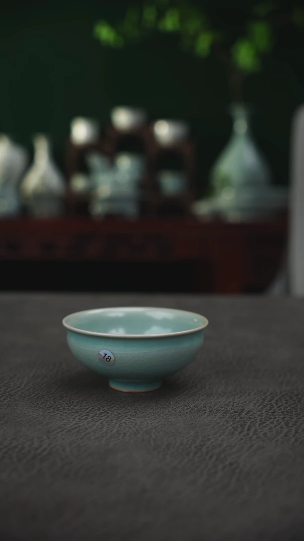18号仿古天青束口杯精品~帆