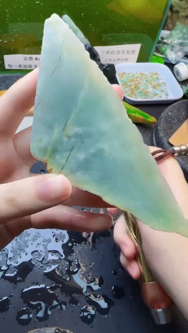 翡翠未镶嵌颈饰天然翡翠005