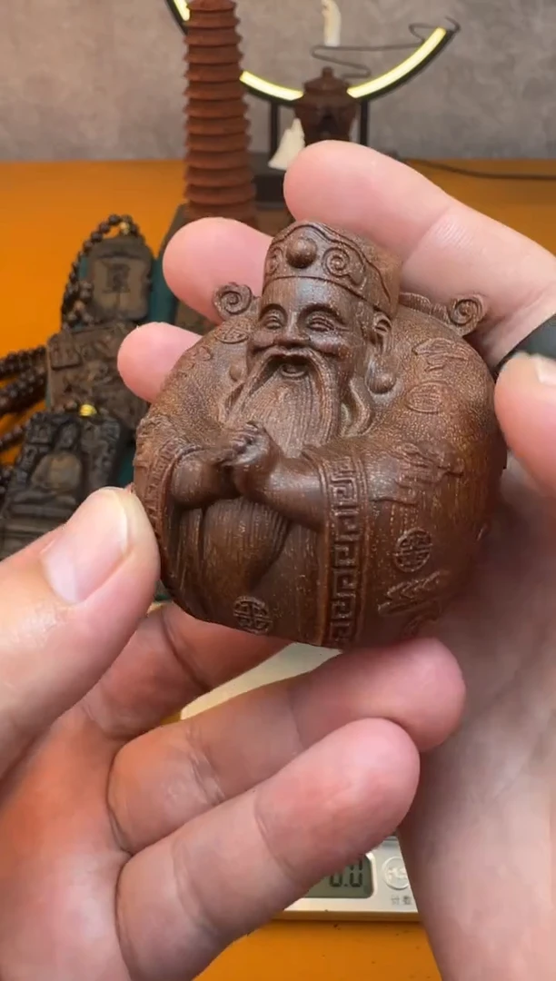 贡木其他《巴布亚贡木》新品血月星空  财神摆件