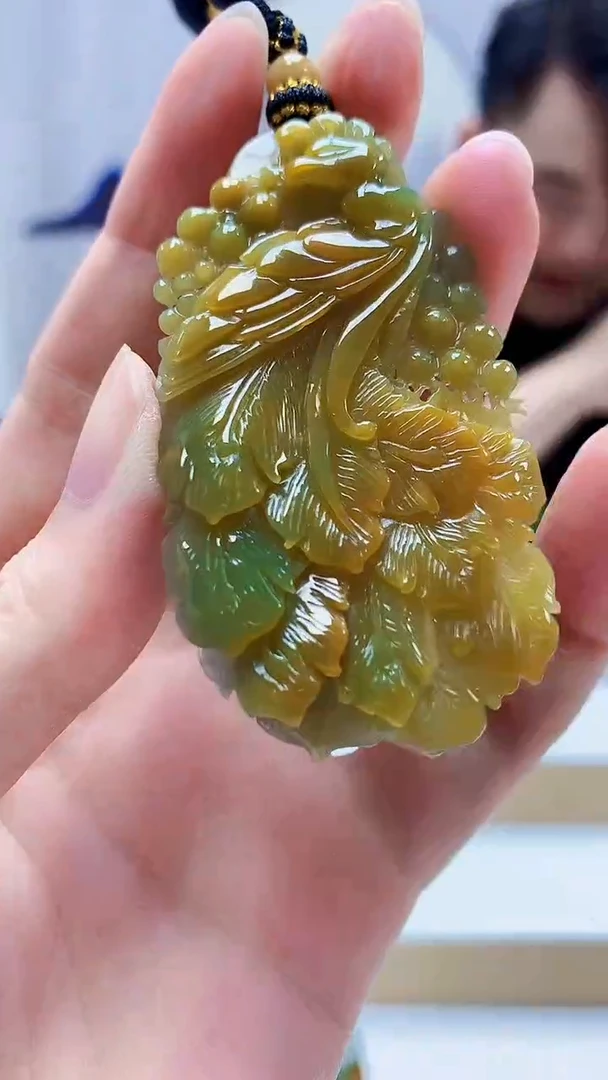 未镶嵌定制翡翠5060zm-毛货挂件41凤凰