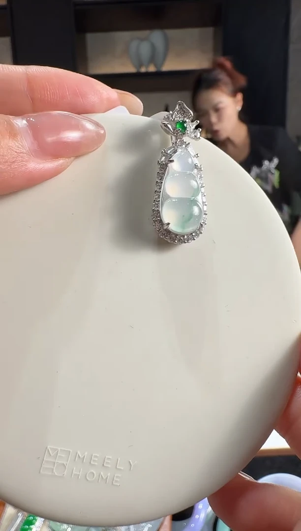 颈饰银S925镶嵌翡翠85