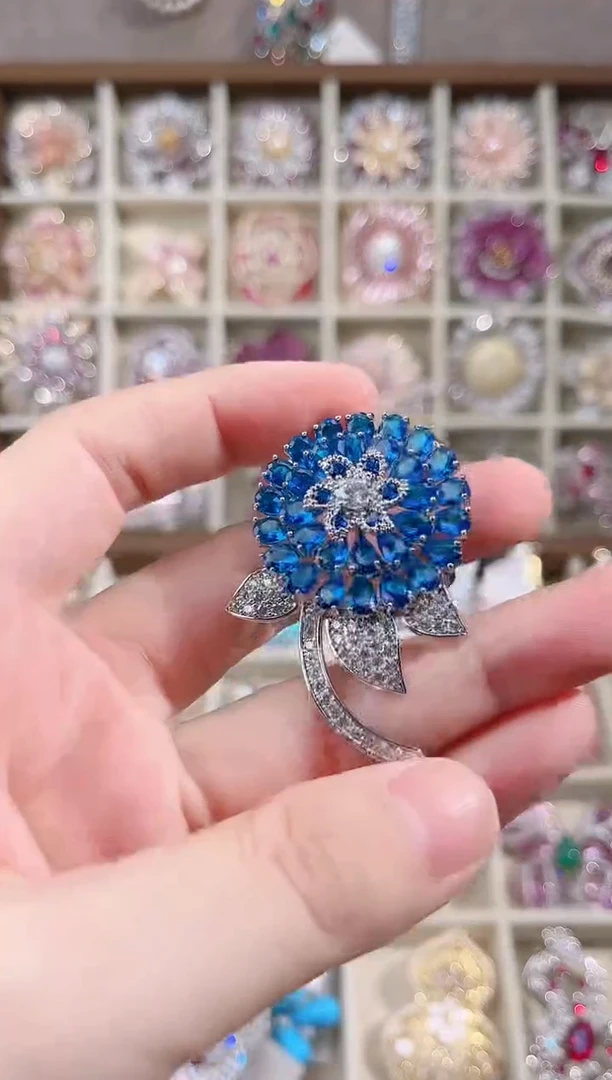 锆石铜合金蓝色花朵