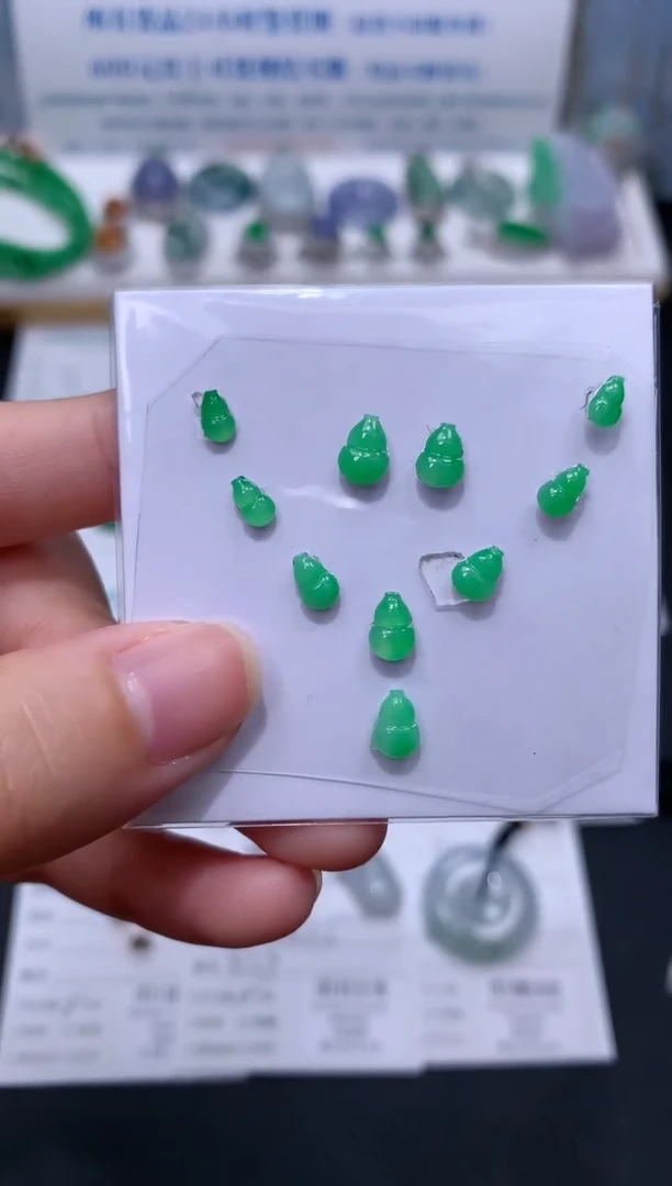 翡翠未镶嵌颈饰模式推广期24小时鉴赏期