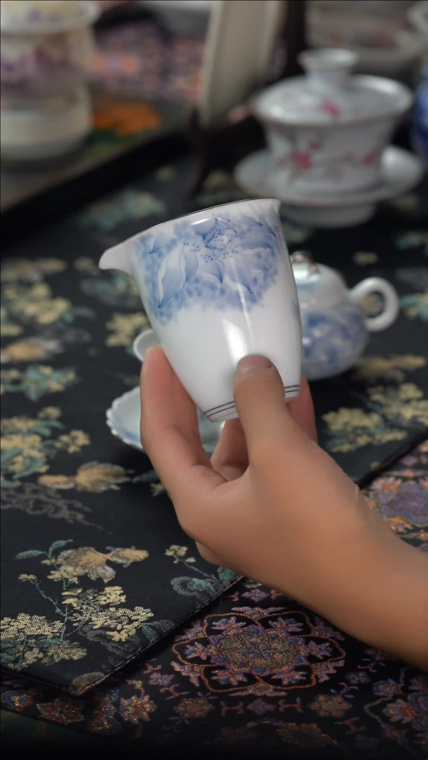 英姐好物分享@@白莲花公道