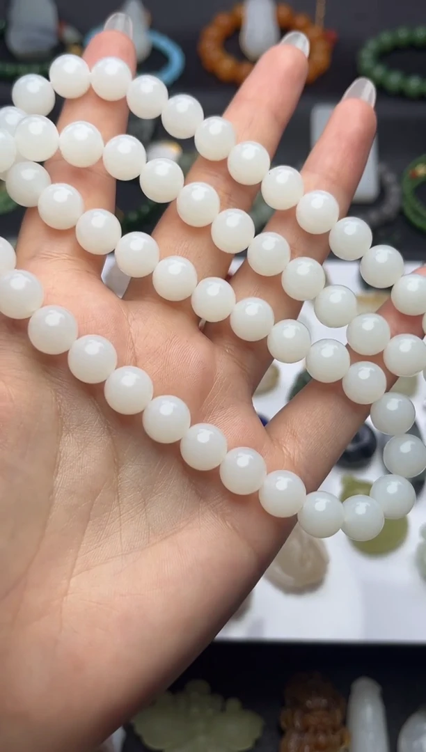 颈饰未镶嵌和田玉妈妈链