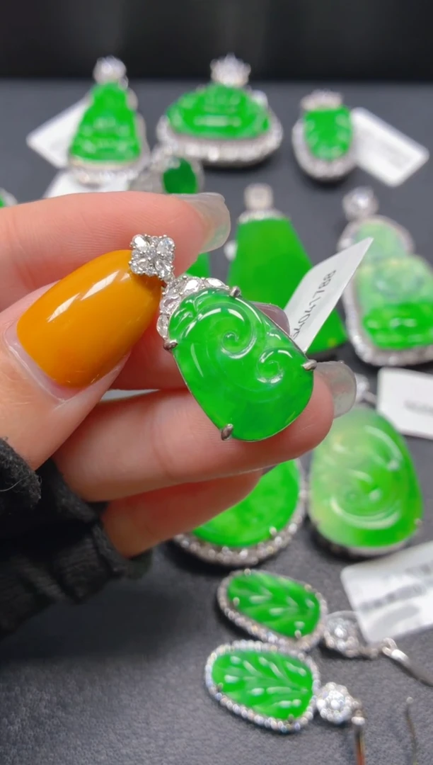 吊坠(不含链)银S925镶嵌翡翠1