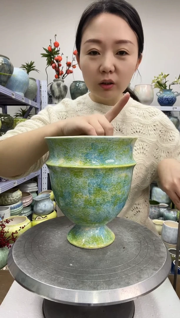 【1.3】花盆尺寸 高：20  口：16