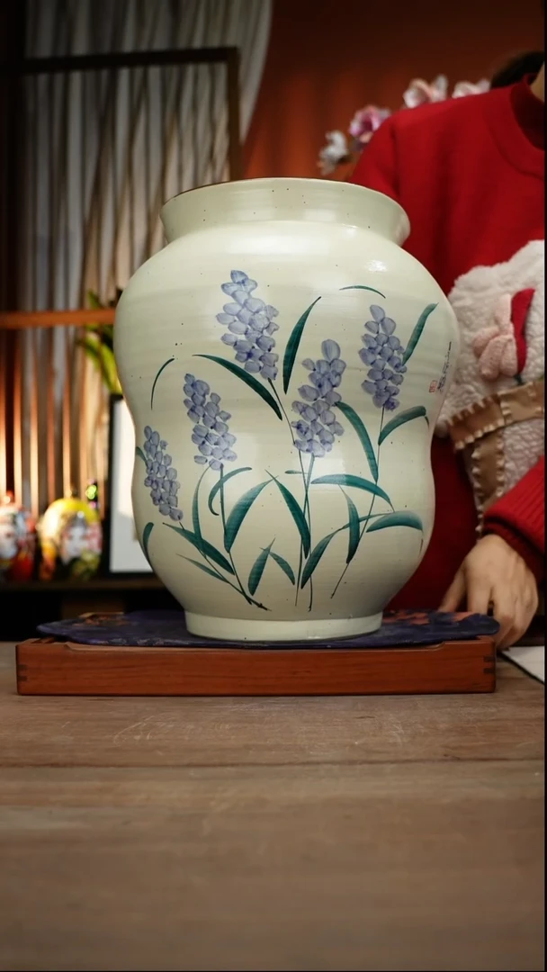 当代景德镇设计师釉下手绘陶瓷花瓶