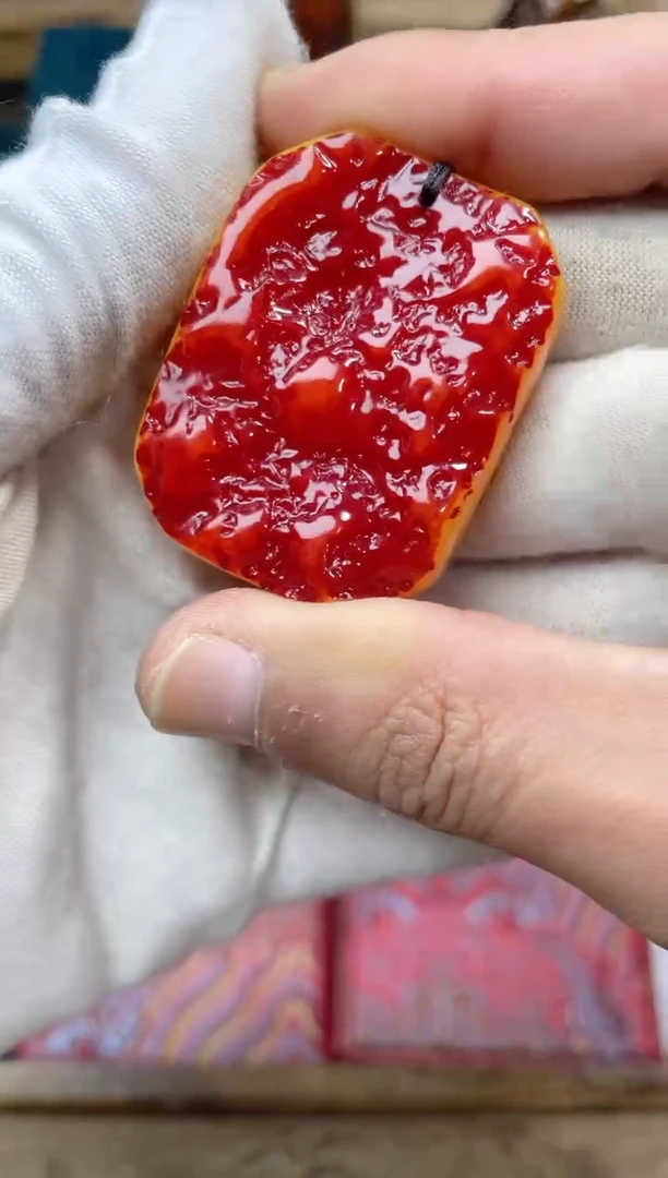 【闪购商品】蜜蜡裸石未镶嵌点击链接下单即可