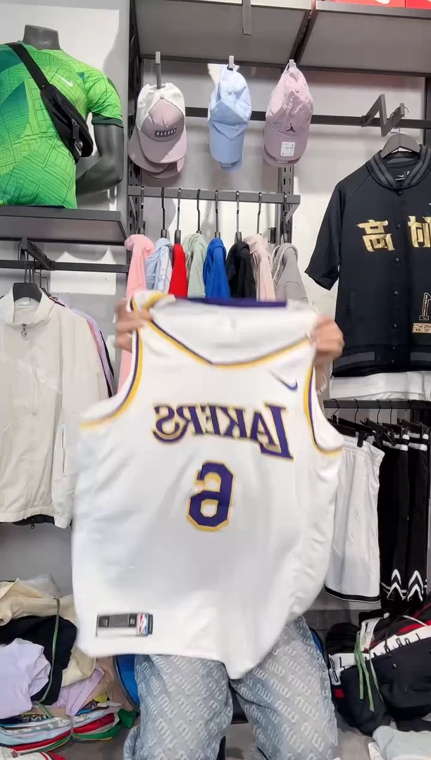 1762 编码 瑕疵款直播间过款为准 尺码