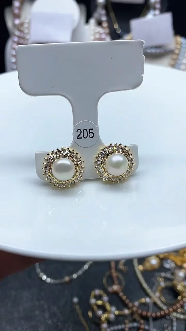 【闪购商品】淡水珍珠耳饰未镶嵌多人