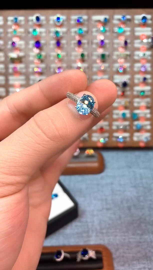 银S925镶嵌戒指海蓝宝石......