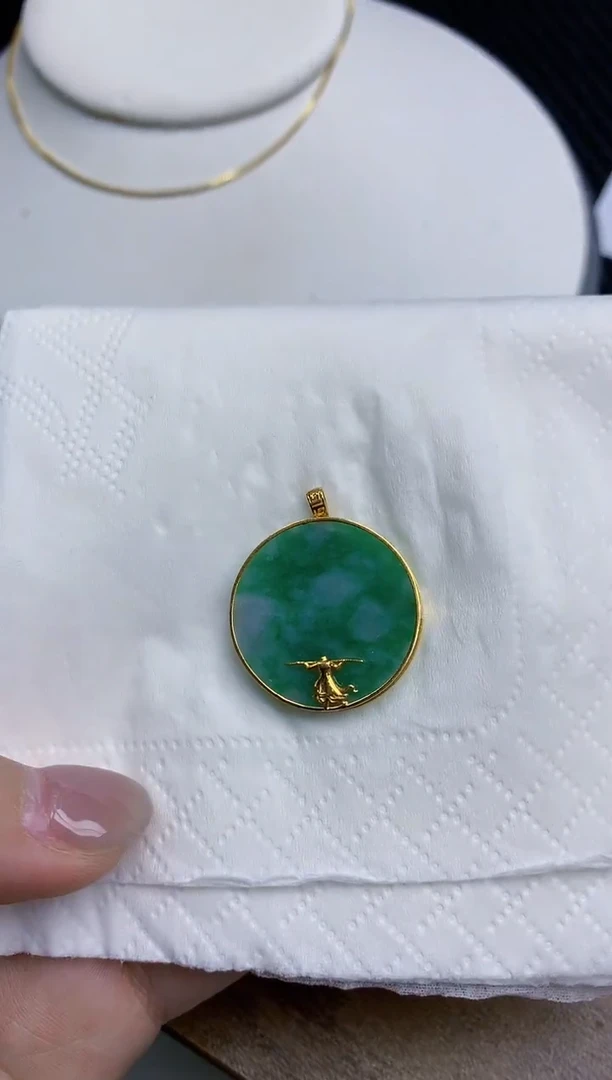 【闪购商品】翡翠颈饰18K金镶嵌天然翡翠A货