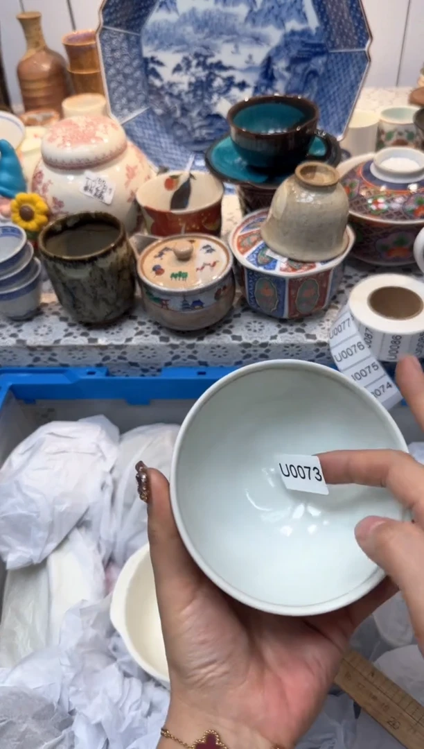 【闪购商品】073回流瓷器，默认微瑕，18包邮