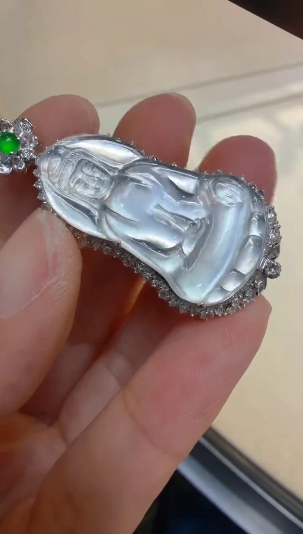 吊坠(不含链)18K金镶嵌翡翠多样性团购发一件