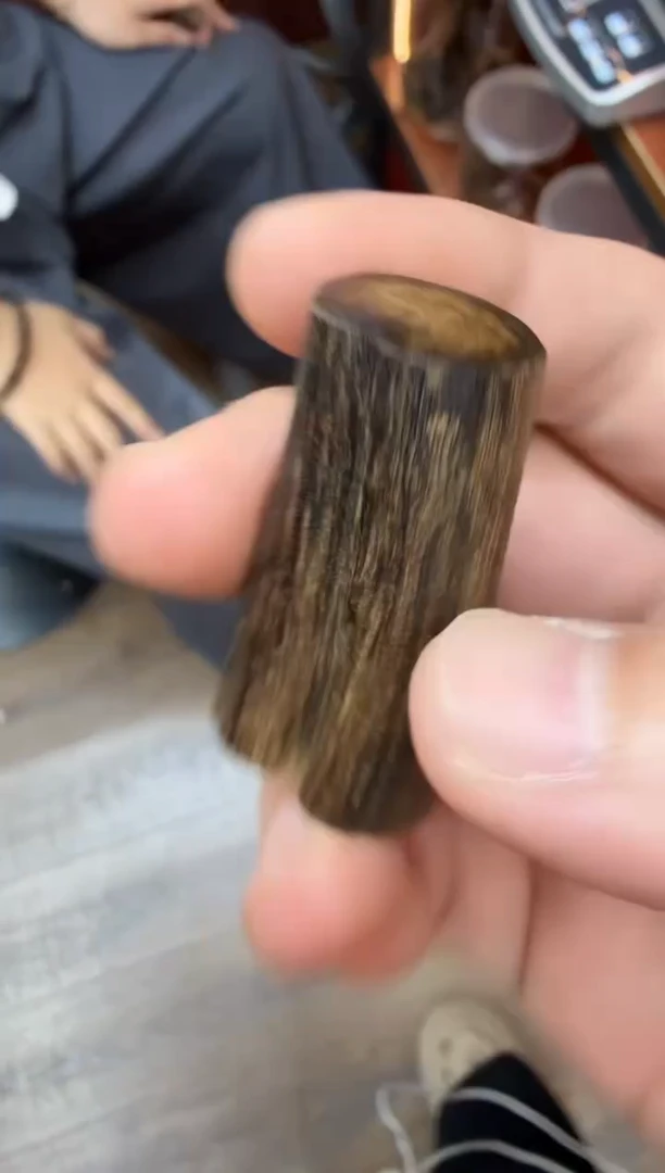 沉香吊坠19号达拉干多样性发一