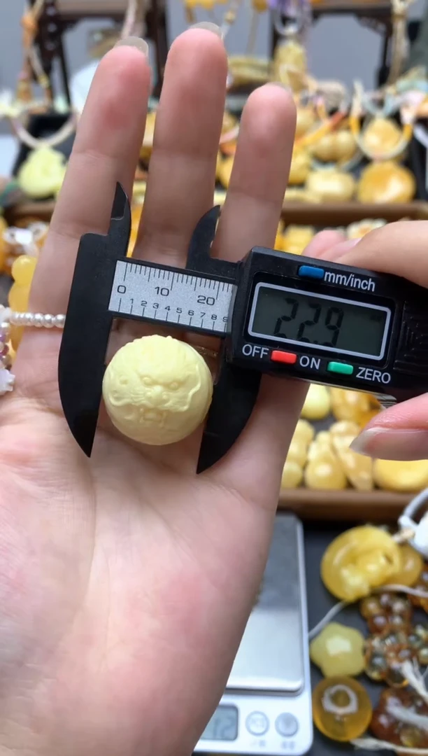 未镶嵌琥珀珠宝奇石065琥珀蜜蜡花粉有纹小坑介意勿拍