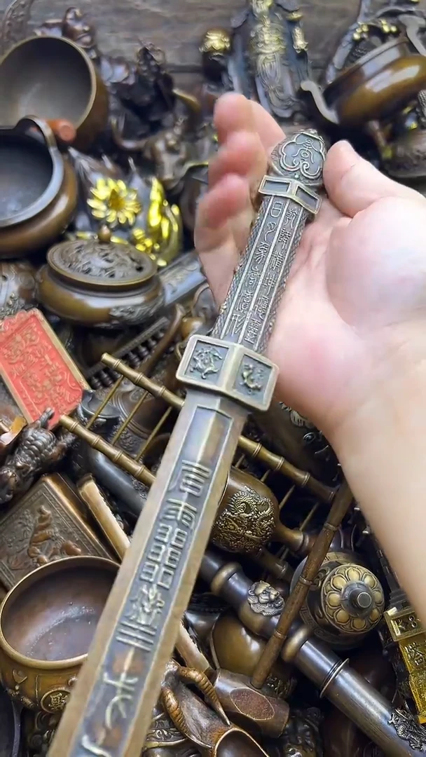 精美铜器，点击即可下单