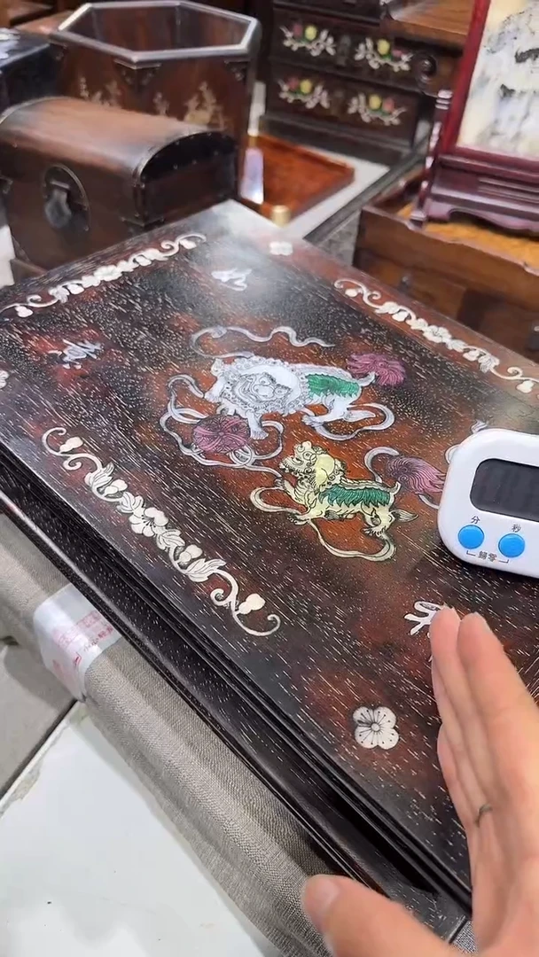 木冬*紫檀狮子绣球炕桌