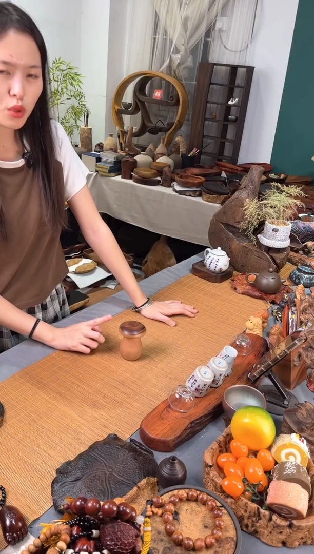 北美黑胡桃牙签筒