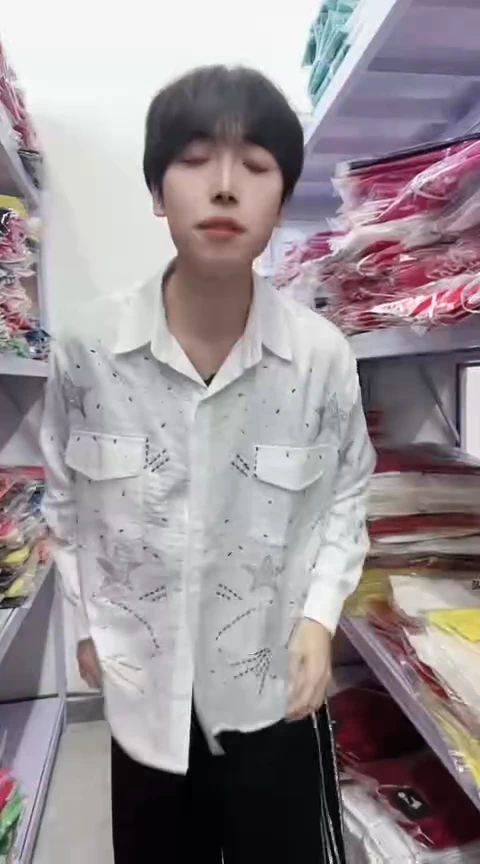 闪电购精品女装9601白M