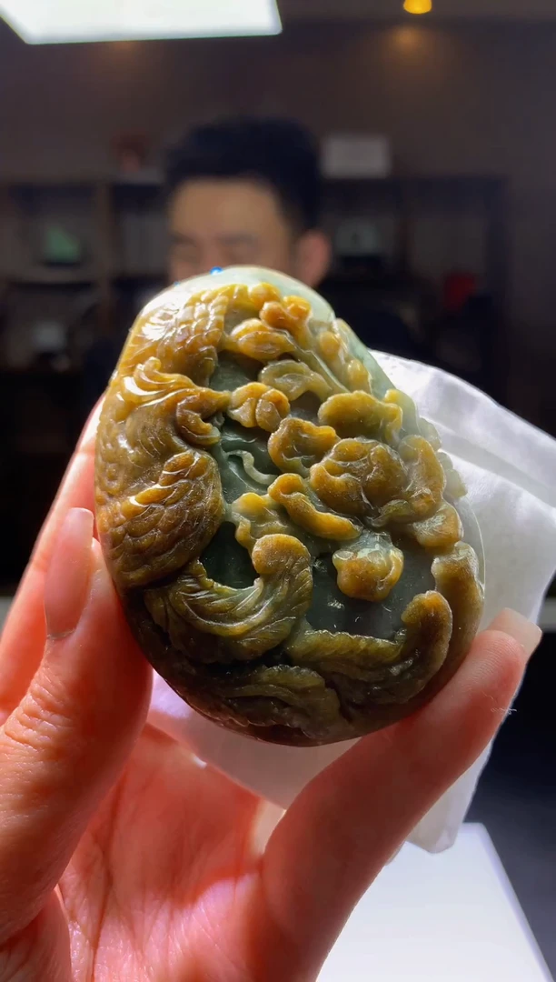 翡翠未镶嵌颈饰净货