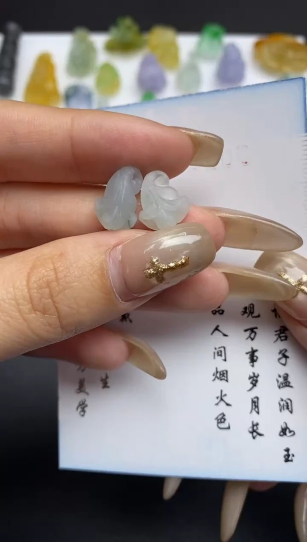 未镶嵌定制翡翠翡翠毛货~