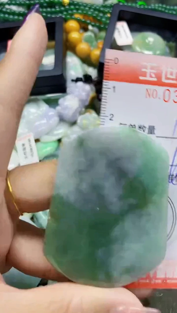 颈饰未镶嵌翡翠翡翠闪购Y0359236
