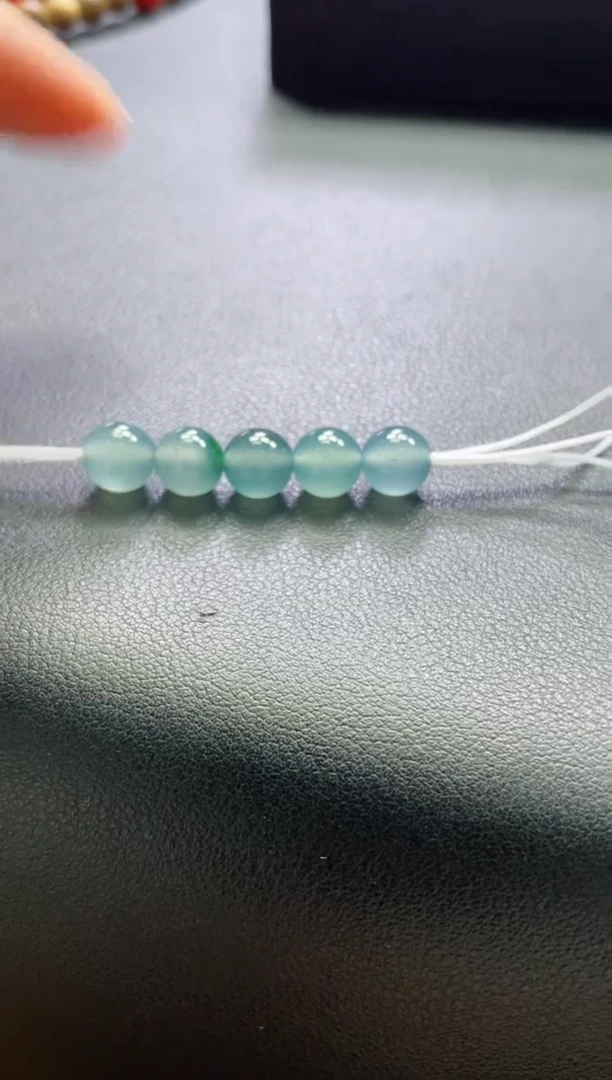 颈饰未镶嵌翡翠C*0215011004（70卡8*5）