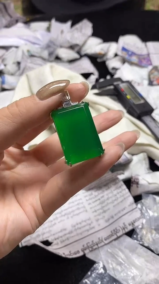满色吊坠 所见即所得！