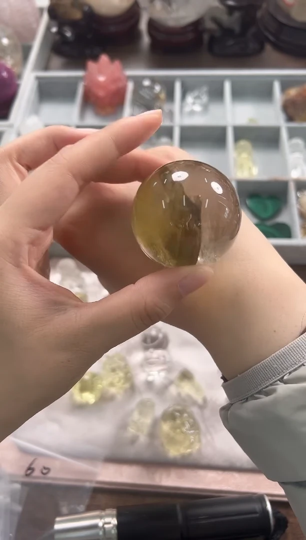 未镶嵌珠宝半成品水晶M658 约4.0cm