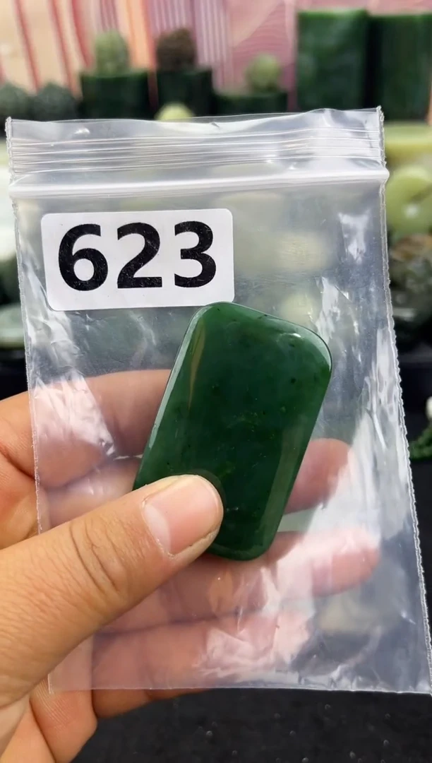 未镶嵌和田玉珠宝半成品无事牌