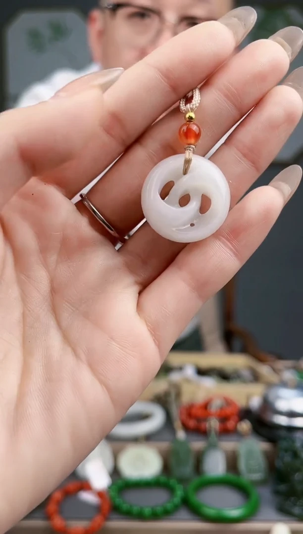 【闪购商品】和田玉颈饰未镶嵌AA多样性发货 拍一发一