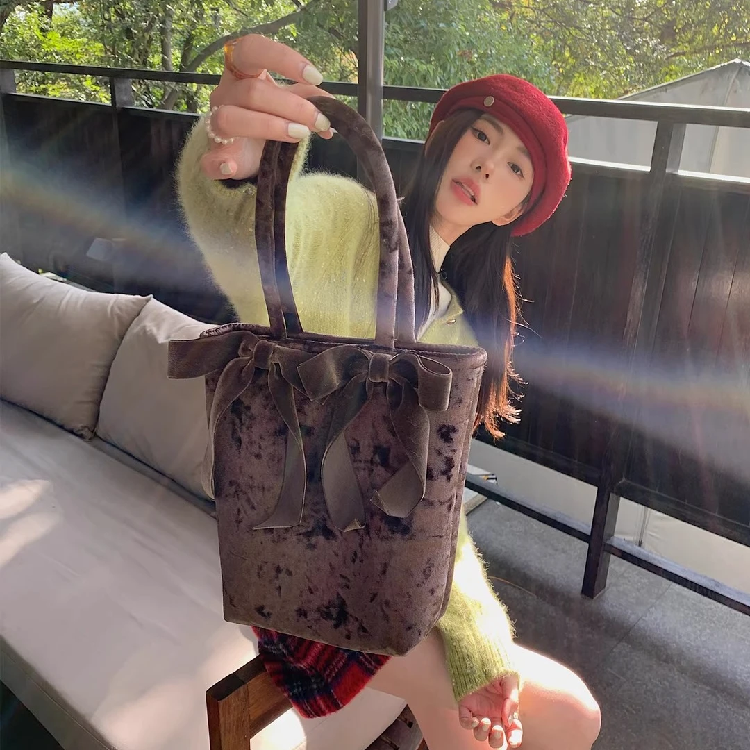 2025新款丝绒咖啡色包包蝴蝶结复古韩国托特包手提包大容量布袋子