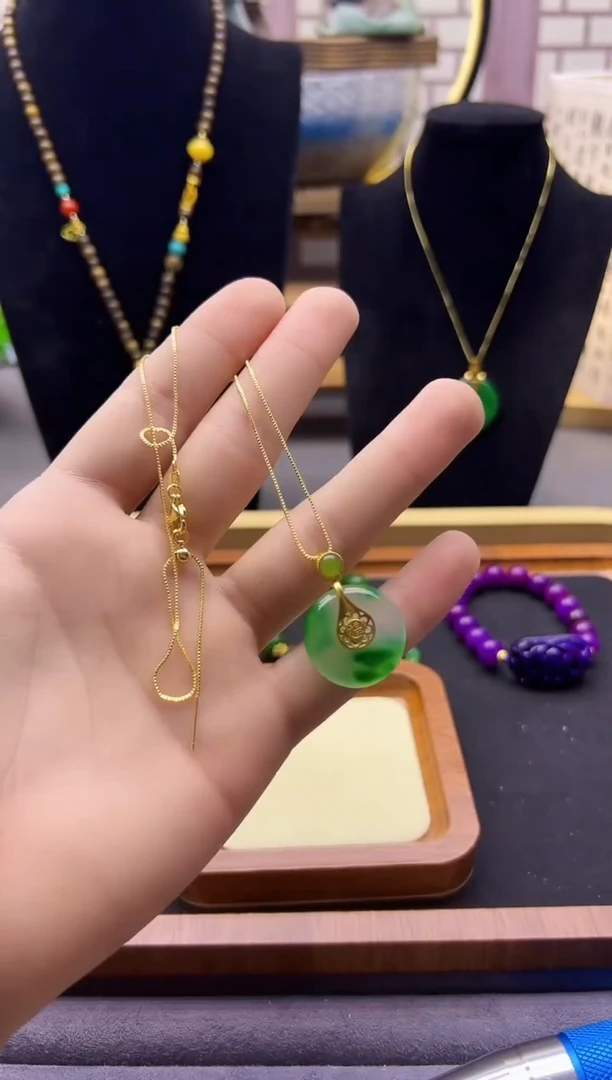 【闪购商品】翡翠耳饰14K金镶嵌D116