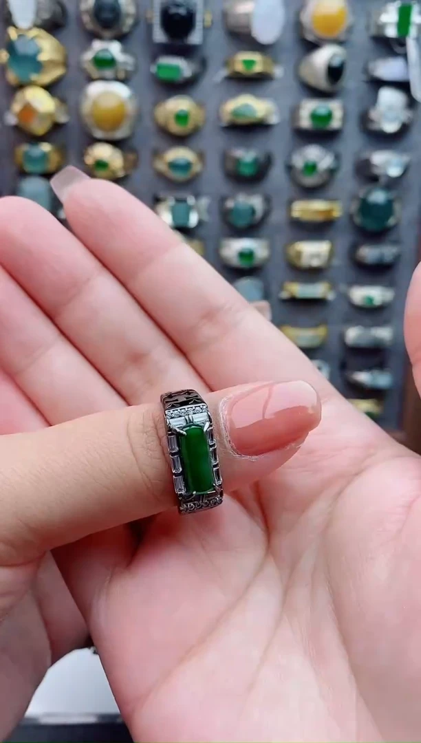 银S925镶嵌戒指翡翠天然翡翠A货男戒