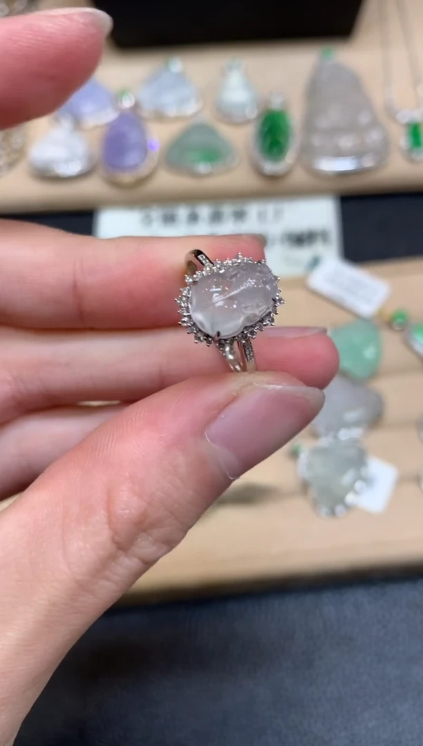 【闪购商品】翡翠戒指18K金镶嵌貔貅【无服务费】