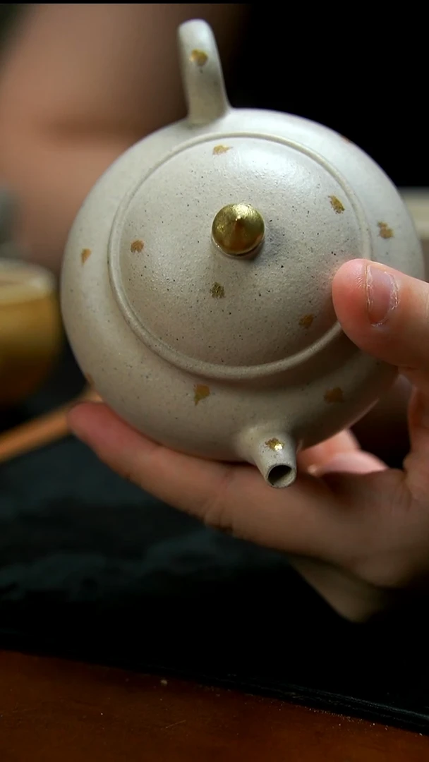 茶壶紫砂白泥洒金光素壶