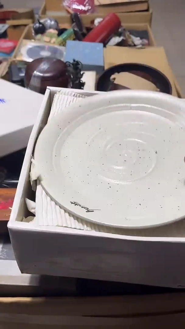 瓷片瓷片888888888Q