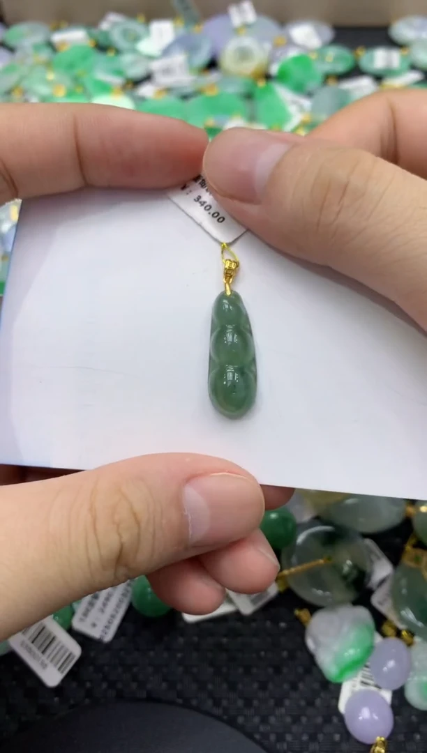 颈饰未镶嵌翡翠天然缅甸翡翠A货