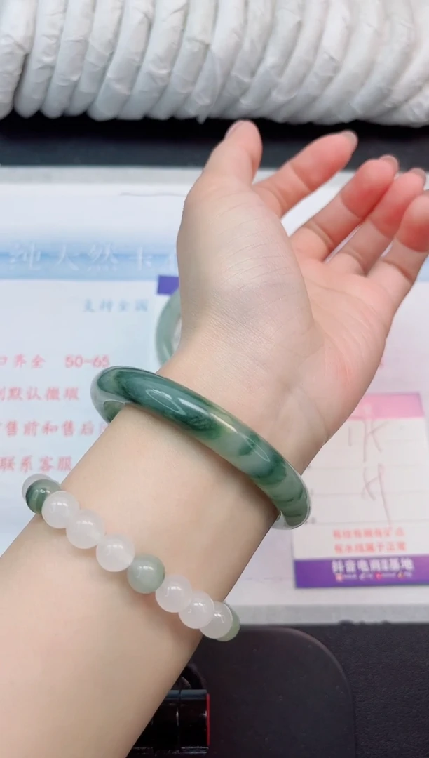 【闪购商品】石英质玉手镯未镶嵌175#59