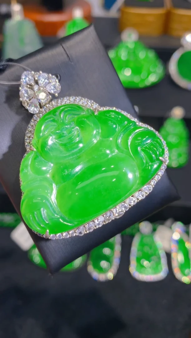 【闪购商品】翡翠颈饰银S925镶嵌一季118