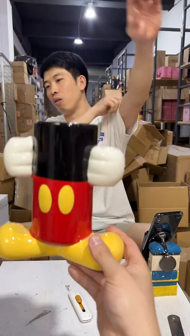 瓷片陶瓷米奇筷子筒